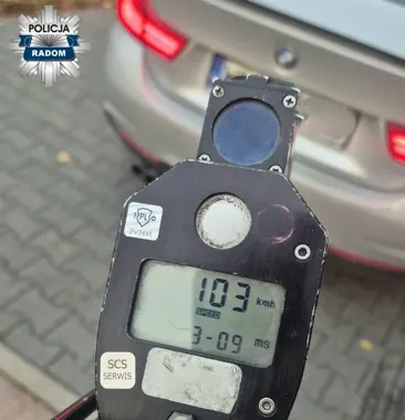 111 km/h na ulicy Warszawskiej. Dwóch kierowców straciło prawa jazdy