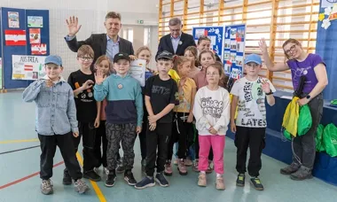 Rajd przez Kowalę połączył historię, sport i pamięć o księdzu Kotlarzu